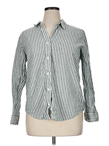 Liz Claiborne Long Sleeve Button-Down Shirt (view 1)