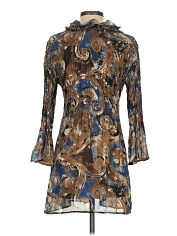 Sunny Leigh Casual Dress (view 2)