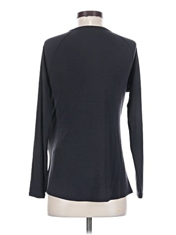Gap - Maternity Long Sleeve T-Shirt (view 2)