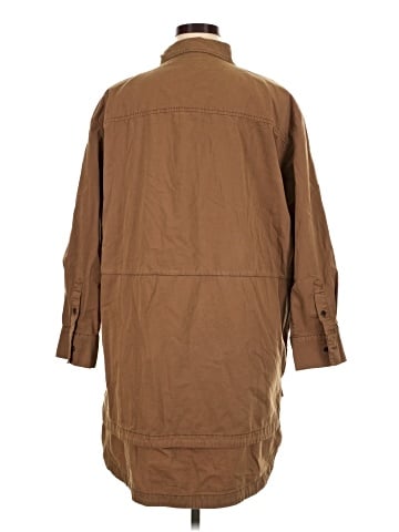 Banana Republic Trenchcoat (view 2)
