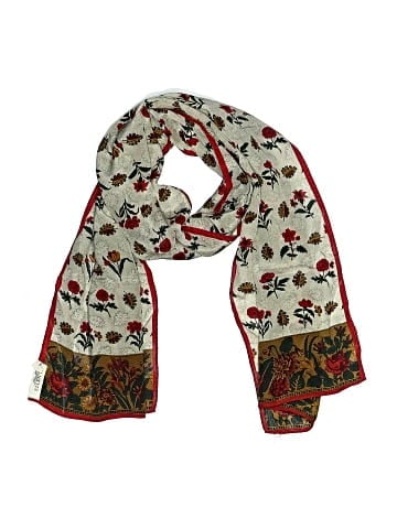 Ellen Tracy Scarf (view 1)