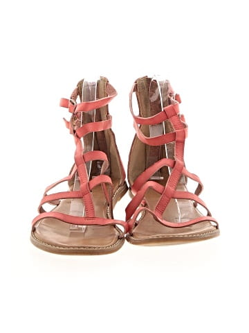 Old Navy Sandals (view 2)