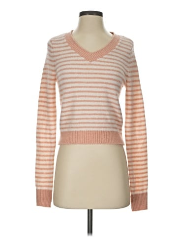 American Eagle Outfitters Pullover Sweater (view 1)