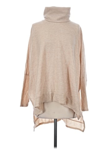 Cherish Poncho (view 1)
