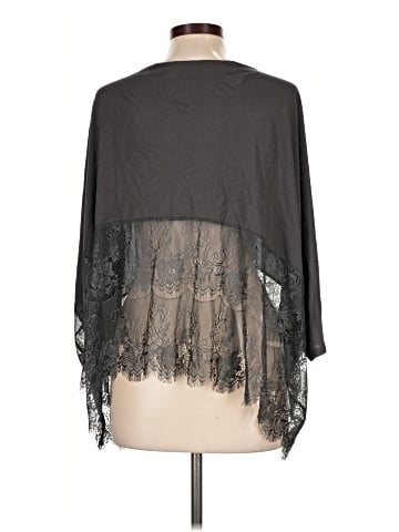Romeo & Juliet Couture 3/4 Sleeve Blouse (view 2)