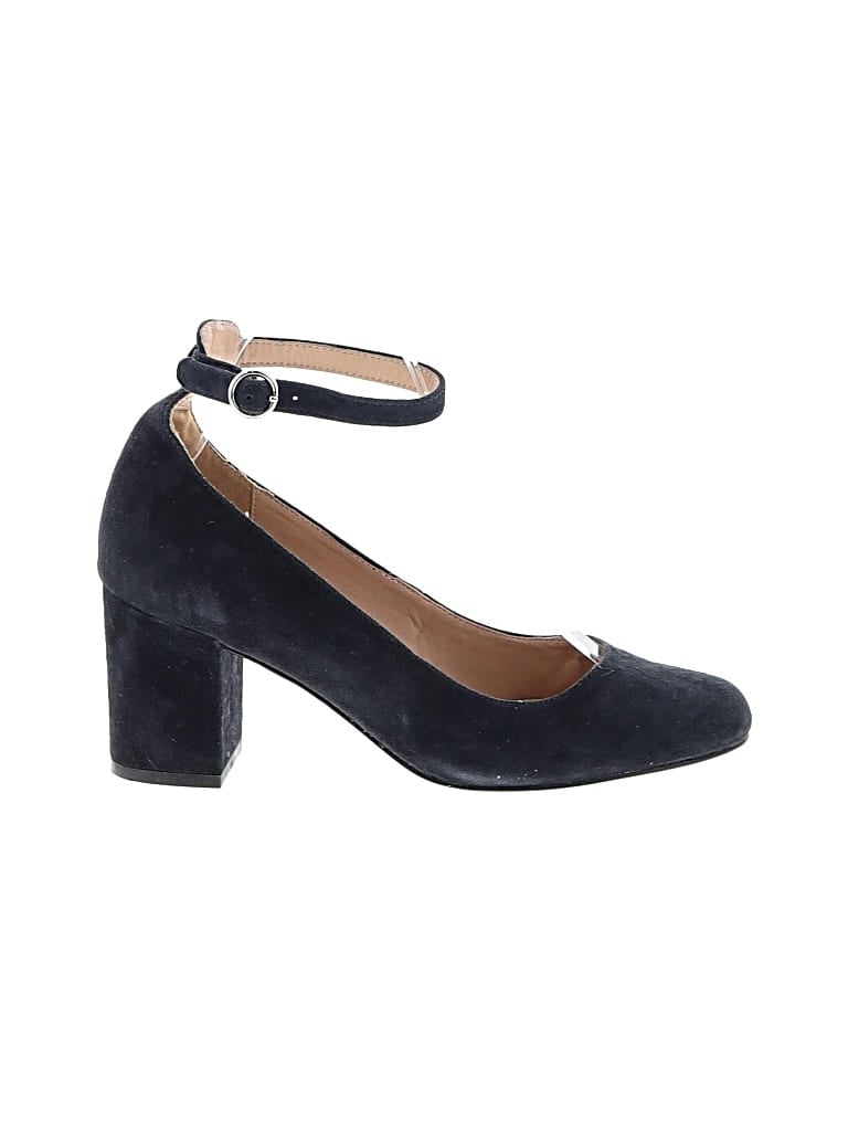 Pre-owned Gap Heels In Black