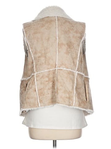 CoffeeShop Faux Fur Vest (view 2)