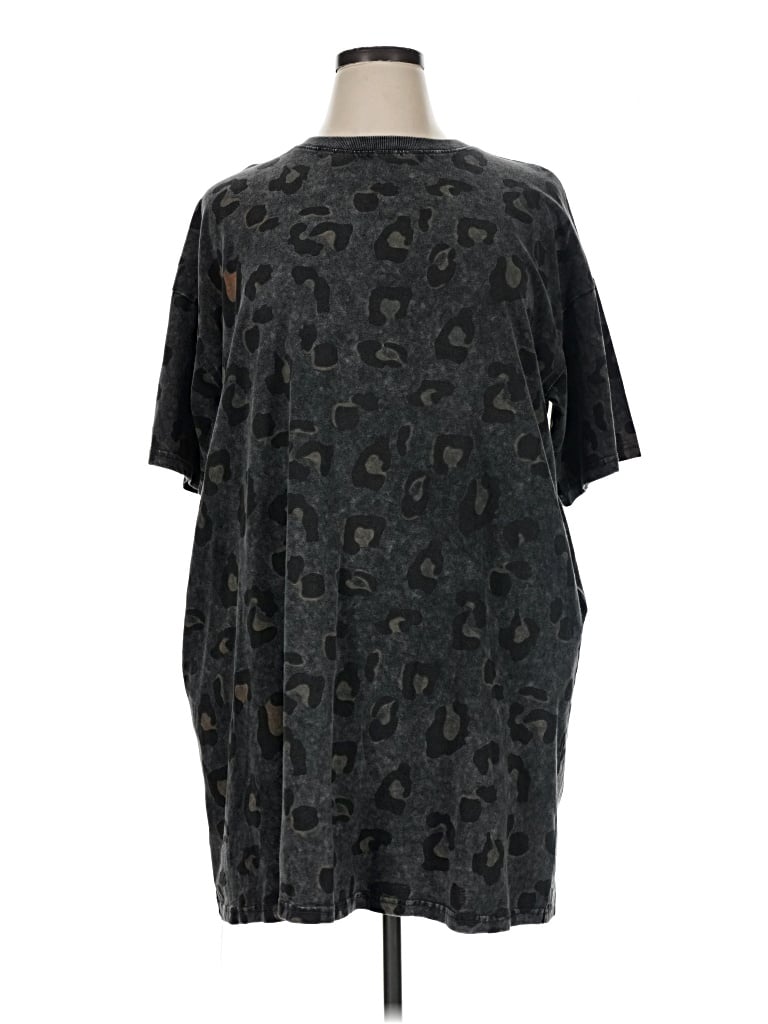 Easel Casual Dress In Black