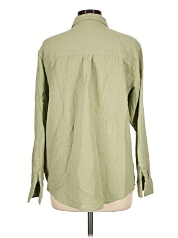 Universal Thread Long Sleeve Button-Down Shirt (view 2)