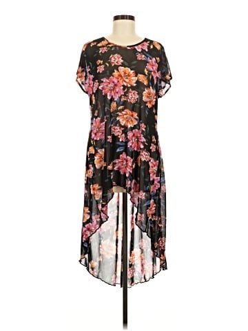 Cha Cha Vente Casual Dress (view 1)