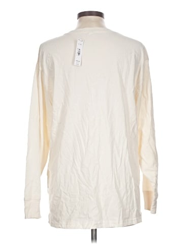 Victoria's Secret Pink Long Sleeve T-Shirt (view 2)
