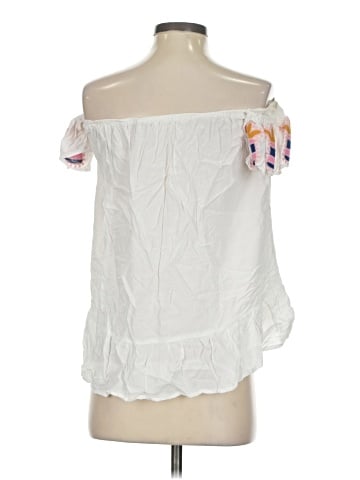 Velzera Short Sleeve Blouse (view 2)