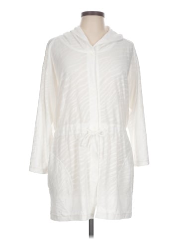 J Valdi Poncho (view 1)