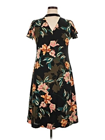 Julia Jordan Casual Dress (view 1)