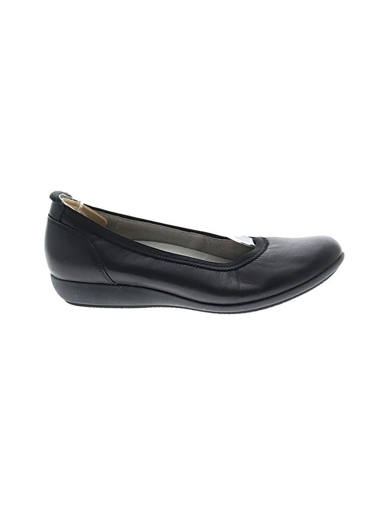Pre-owned Dansko Flats In Black