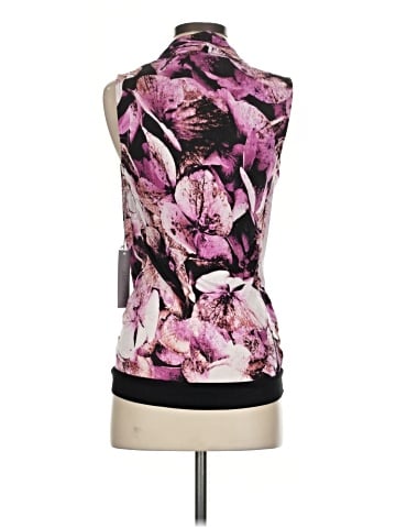 Jennifer Lopez Sleeveless Blouse (view 2)