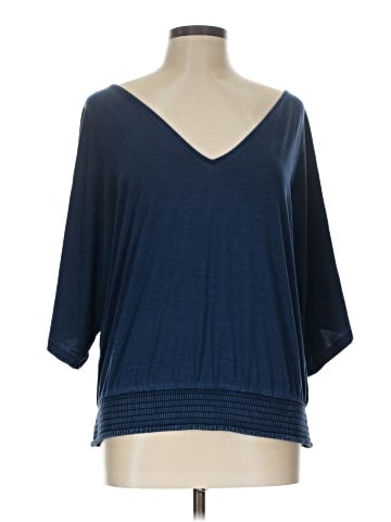 White House Black Market 3/4 Sleeve Top (view 1)