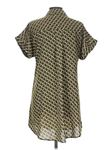 E&M Collection Short Sleeve Blouse (view 2)
