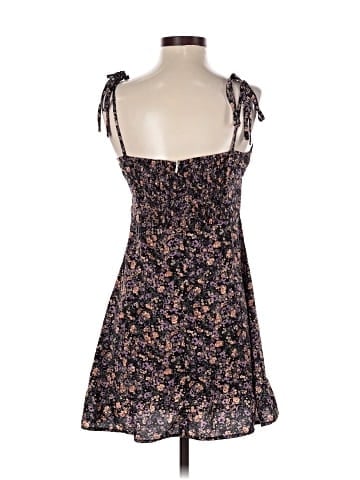 Unbranded Casual Dress (view 2)