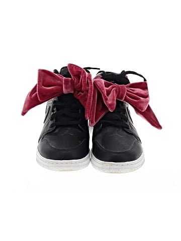 Air Jordan Sneakers (view 2)