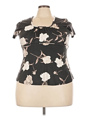 Laurel Short Sleeve Top (view 1)