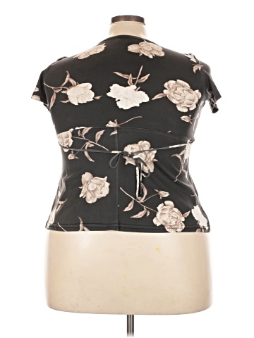 Laurel Short Sleeve Top (view 2)