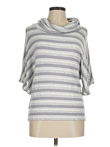 Lou & Grey Poncho (view 1)