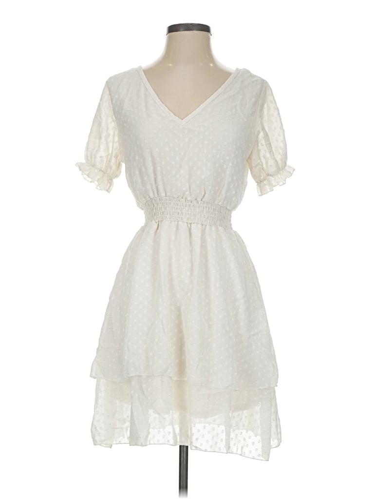 Pre-owned Peach Love Casual Dress In Ivory