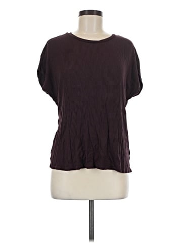 Express Short Sleeve Top (view 1)