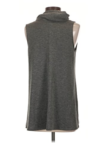 Madison Sleeveless Top (view 2)
