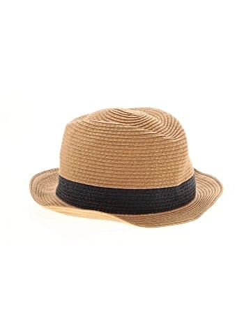 Gap Fedora (view 1)
