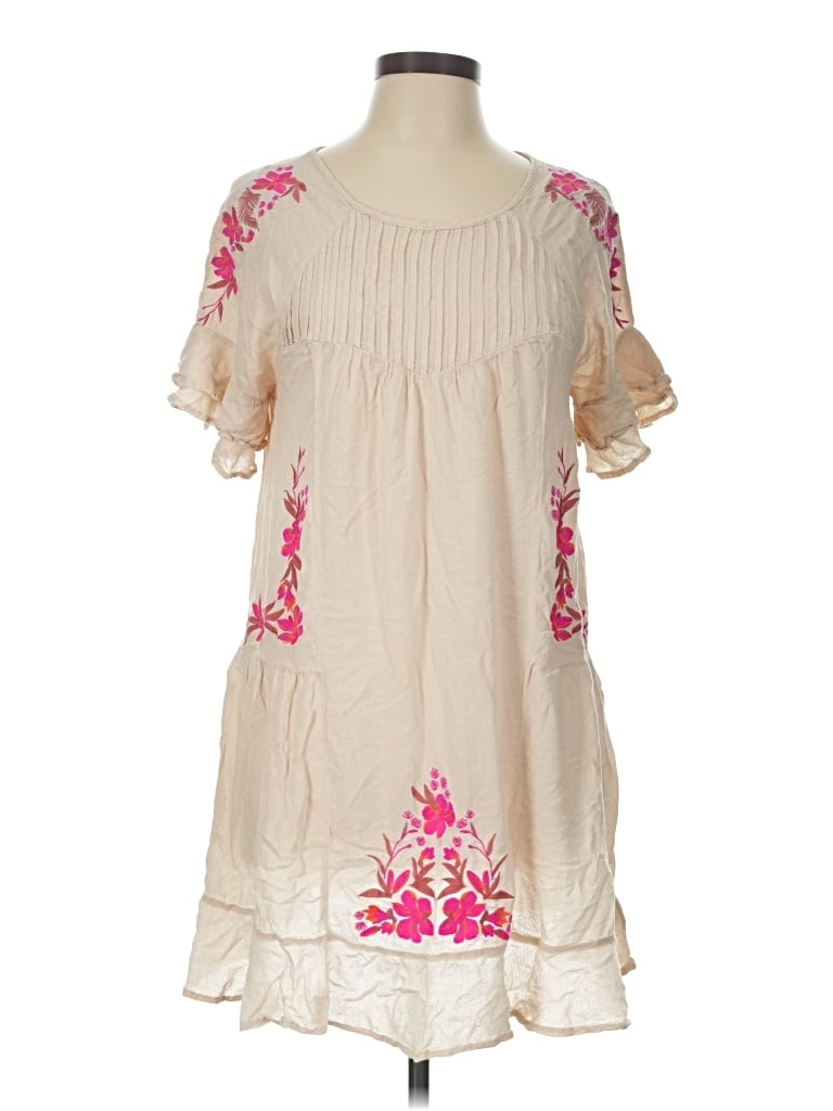 Pre-owned Wonderly Casual Dress In Tan