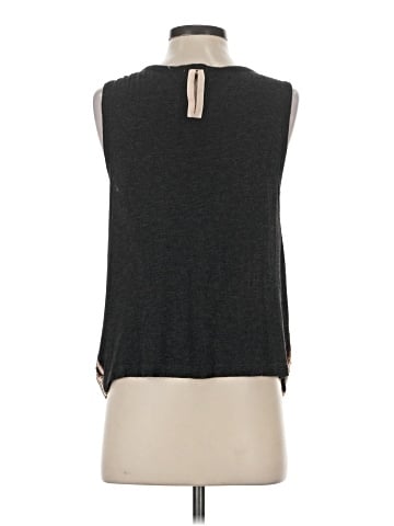 Tiny Sleeveless Blouse (view 2)