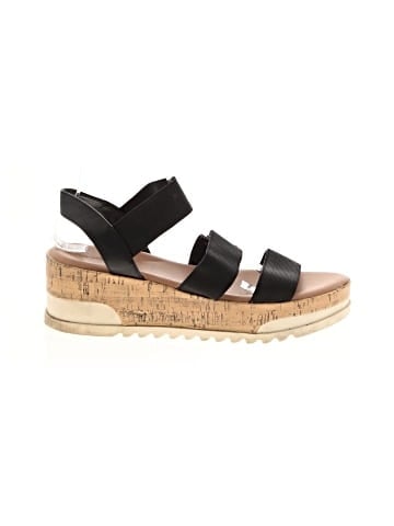 Universal Thread Wedges (view 1)
