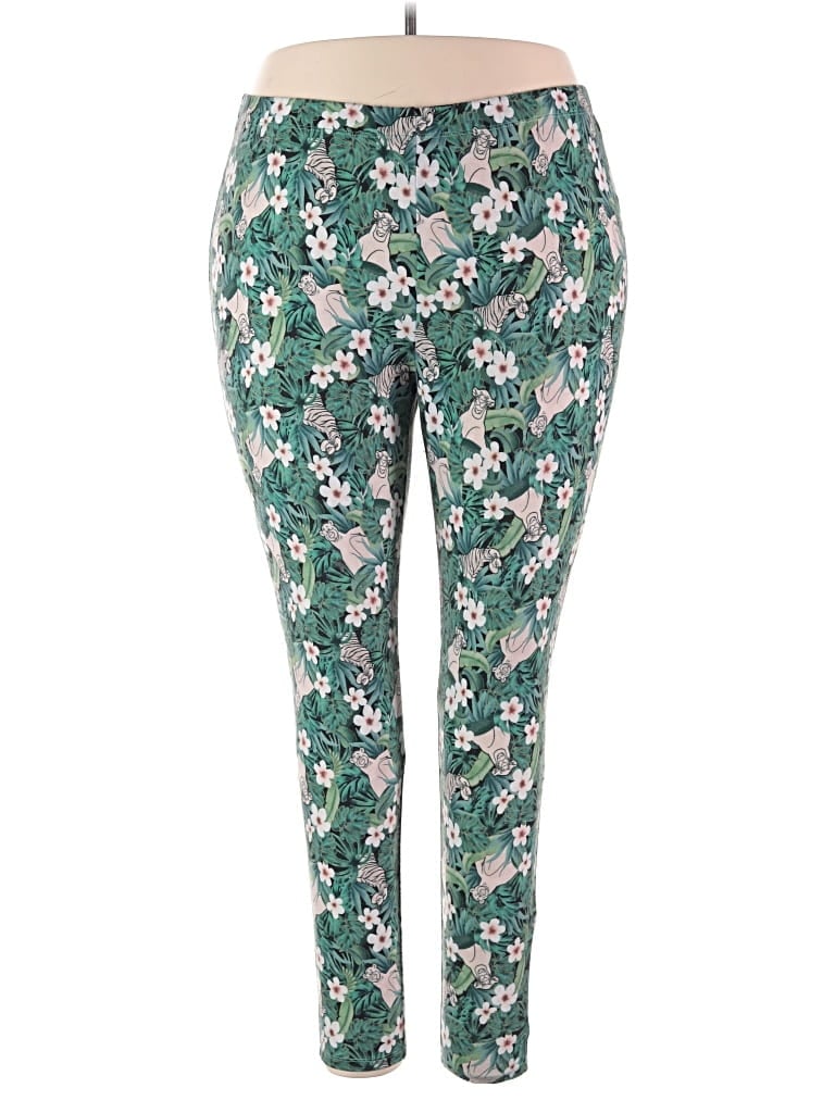 Pre-owned Disney Casual Pants In Green