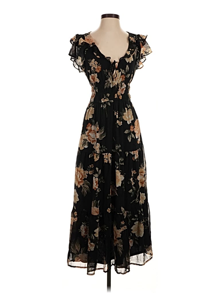 Pre-owned Francesca's Cocktail Dress In Black