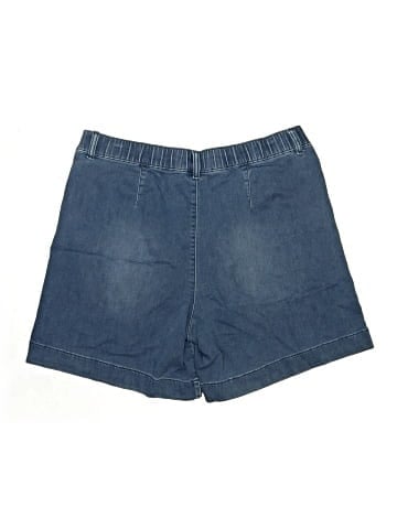 Gloria Vanderbilt Denim Shorts (view 2)