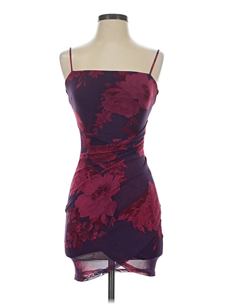 Pre-owned Windsor Cocktail Dress In Burgundy