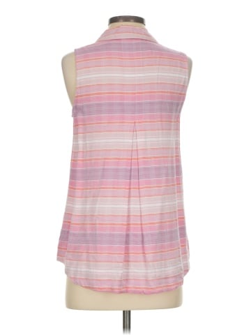 Cupio Sleeveless Button-Down Shirt (view 2)