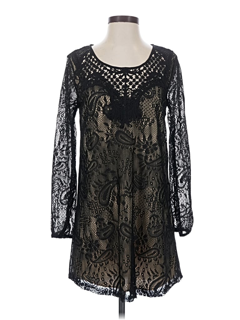 Lush Cocktail Dress In Black