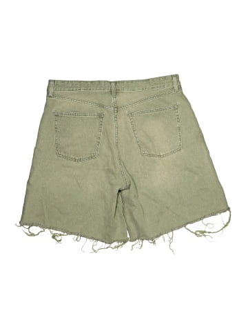 H&M Khaki Shorts (view 2)