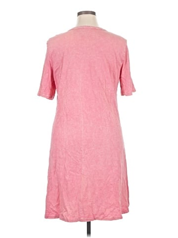 Jess & Jane Casual Dress (view 2)