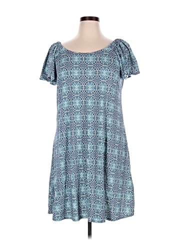 Signature by Robbie Bee Casual Dress (view 1)