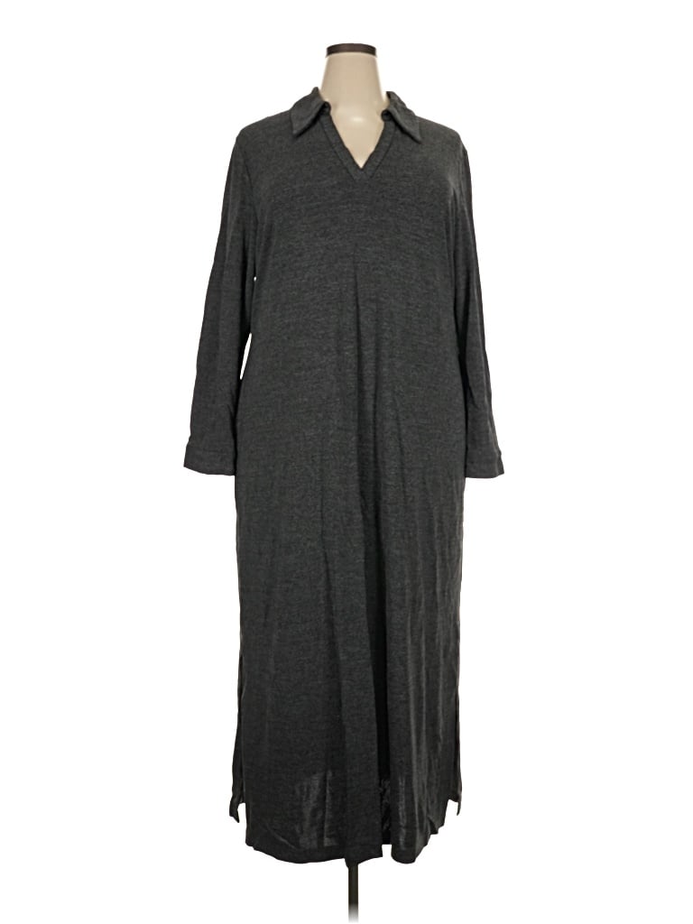 Pre-owned Venezia Casual Dress In Gray