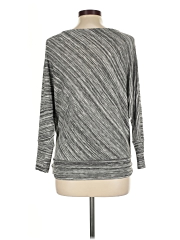 Jennifer Lopez Pullover Sweater (view 2)