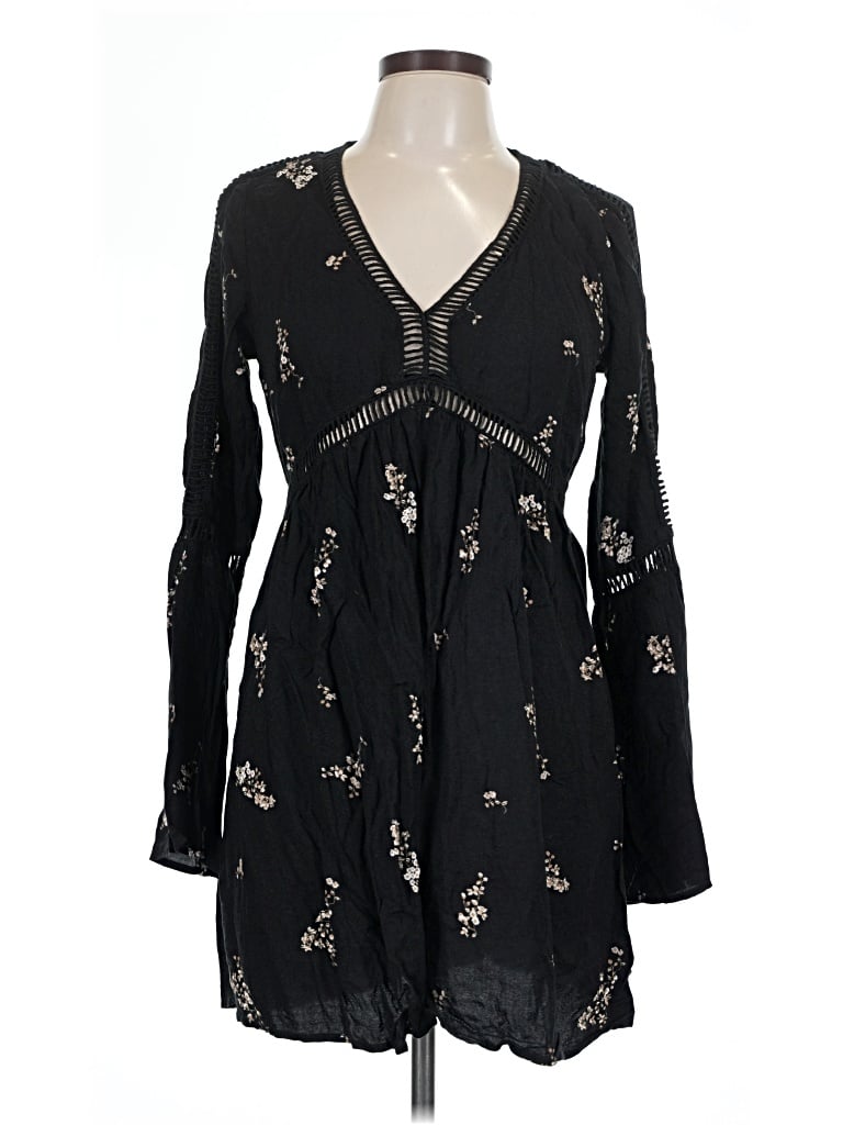 Pre-owned Lovestitch Casual Dress In Black