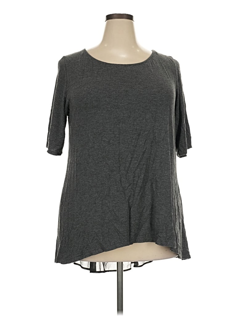 Pre-owned Kim & Cami Short Sleeve T-shirt In Gray