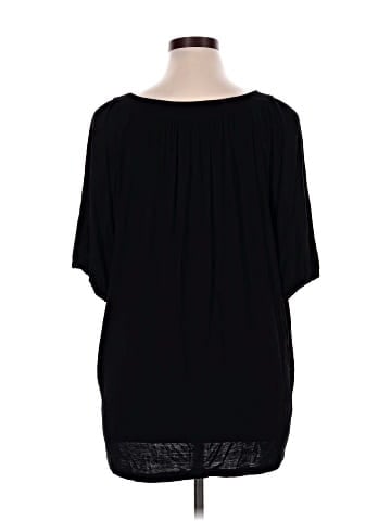 Avenue Short Sleeve Blouse (view 2)