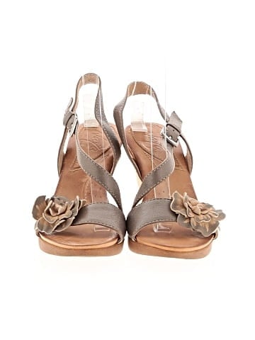 Naya Heels (view 2)