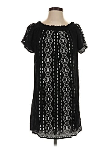 Romeo & Juliet Couture Casual Dress (view 1)